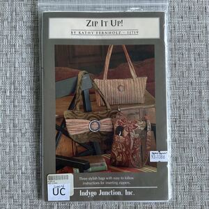 Indygo Junction Pattern Zip It Up! 3 Bags Purses With Zipper Tops UNCUT